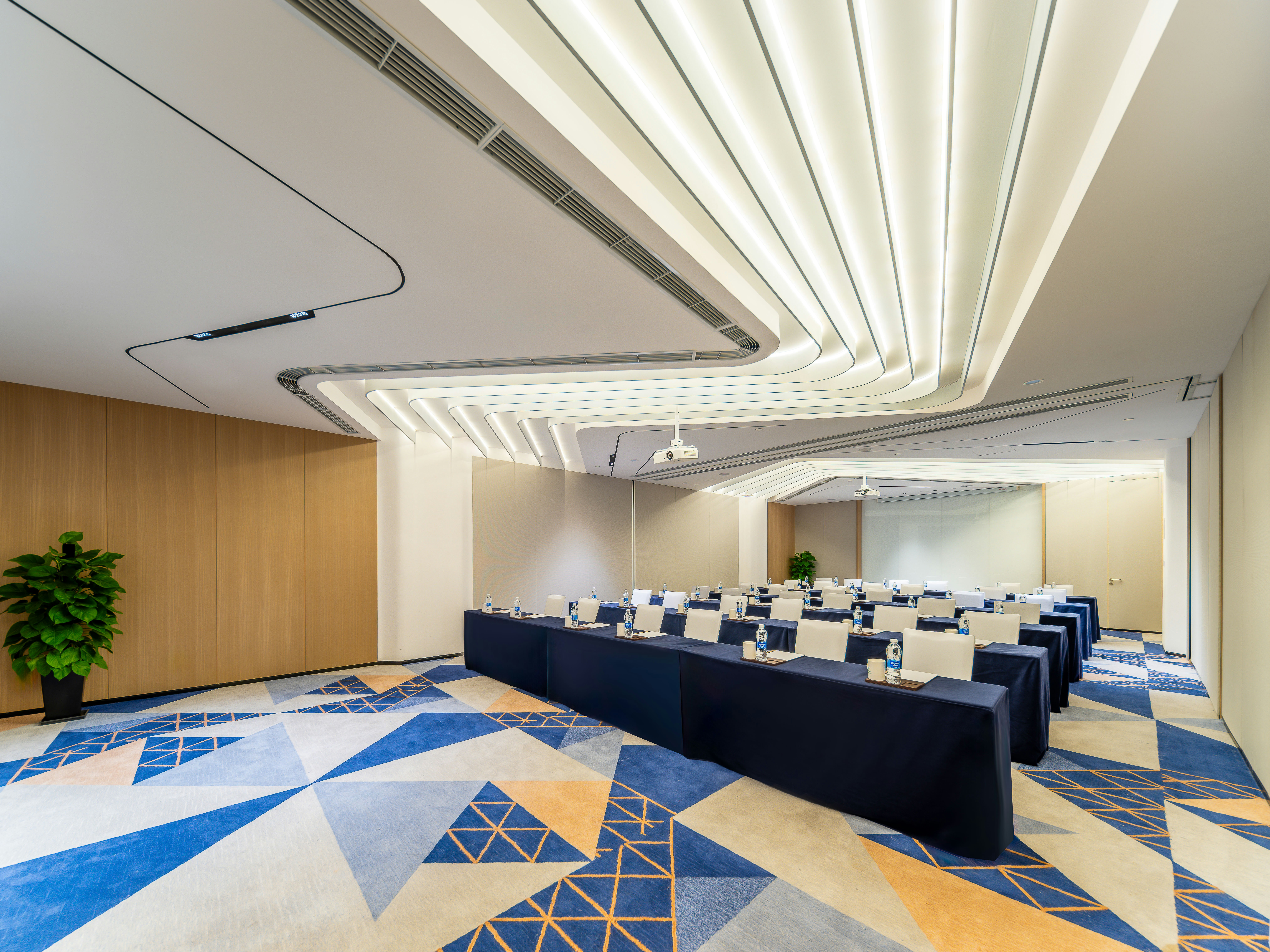 Holiday Inn Chongqing Data Valley 9/59