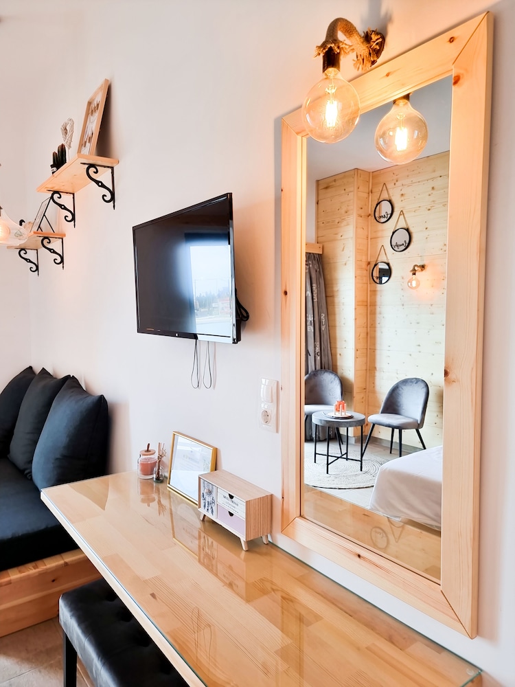 Penelope Hotel 26/30