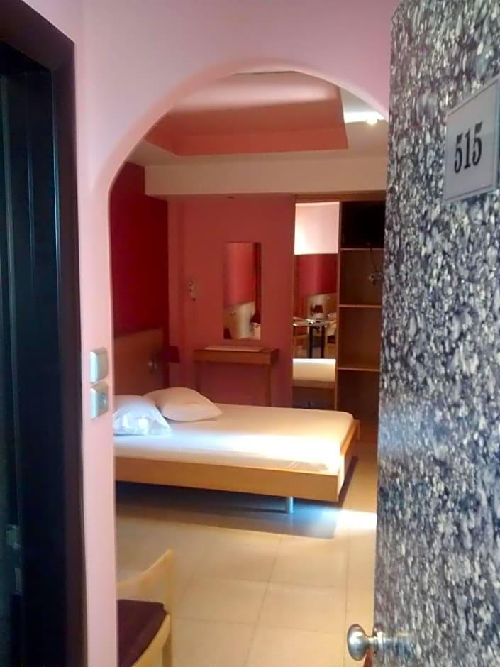 Niki Hotel 28/28