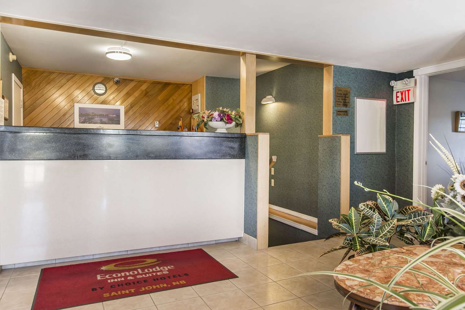 Econo Lodge Inn Suites Saint John 7/38