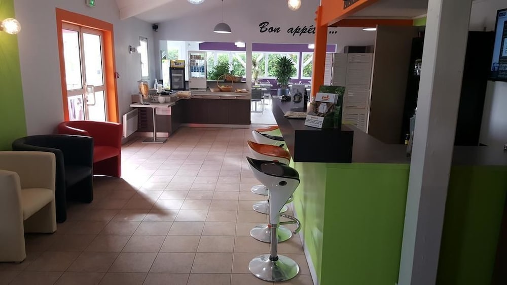 B Hotel Troyes Aeroport 33/50