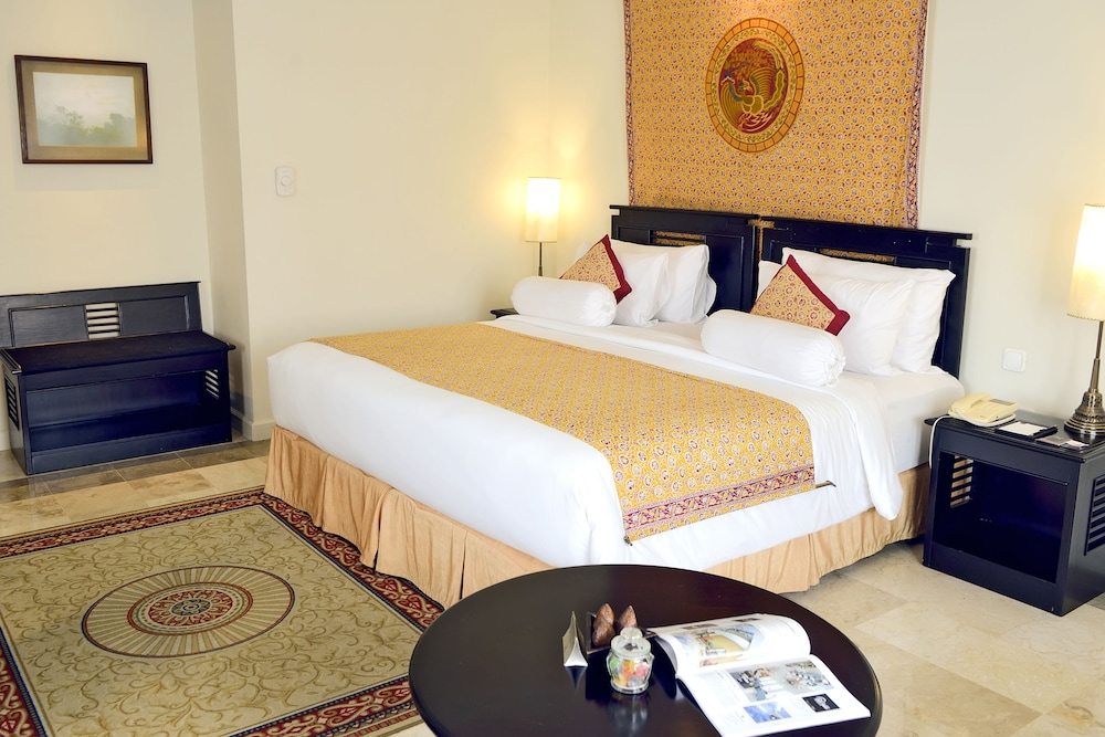 The Phoenix Hotel Yogyakarta - Handwritten Collection 22/61