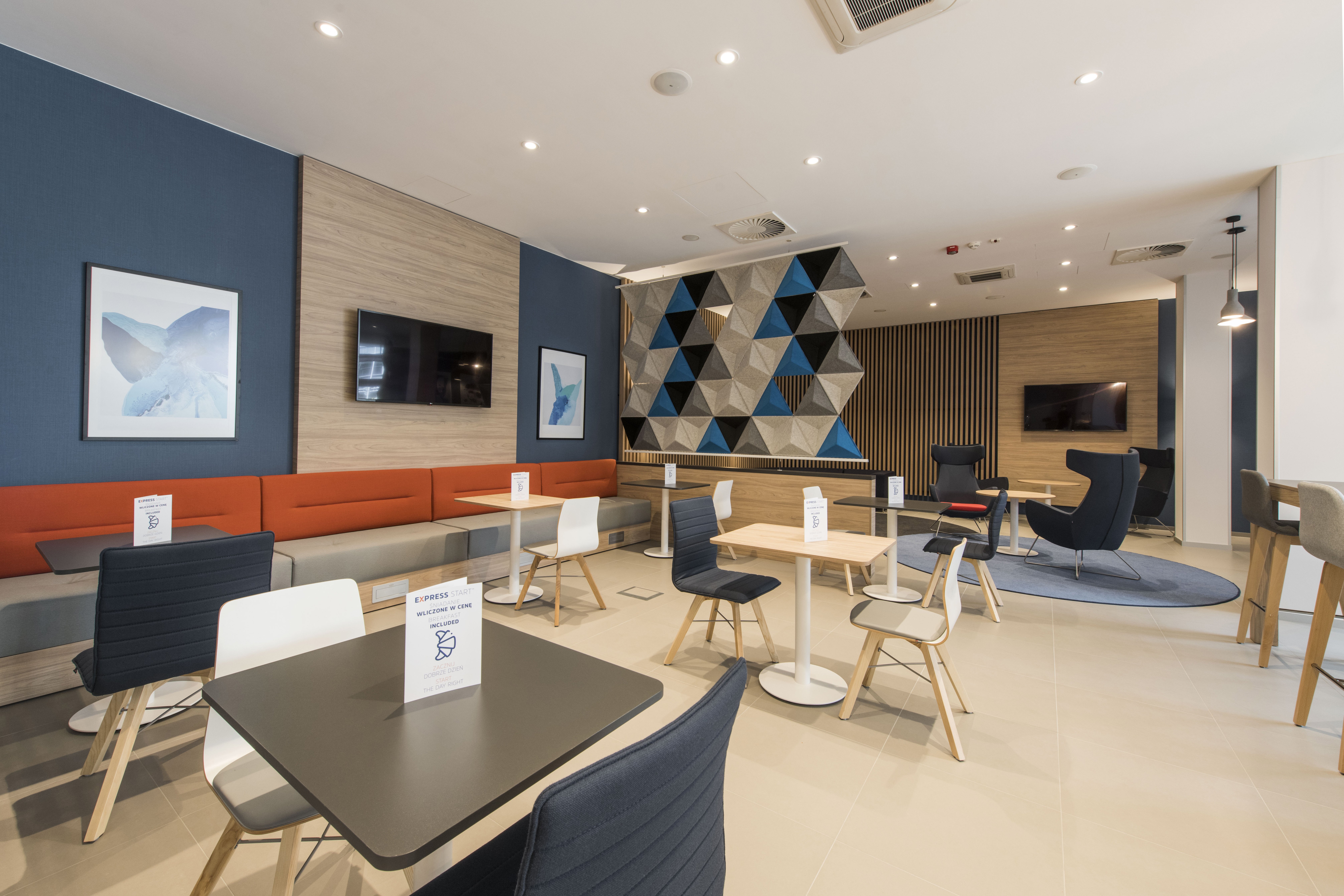 Holiday Inn Express Warsaw - Mokotow 29/56