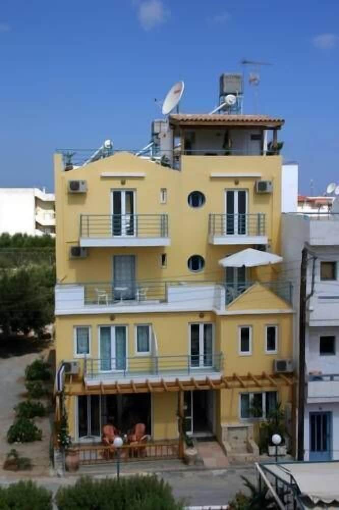 Olympic Star Apartments 4/69