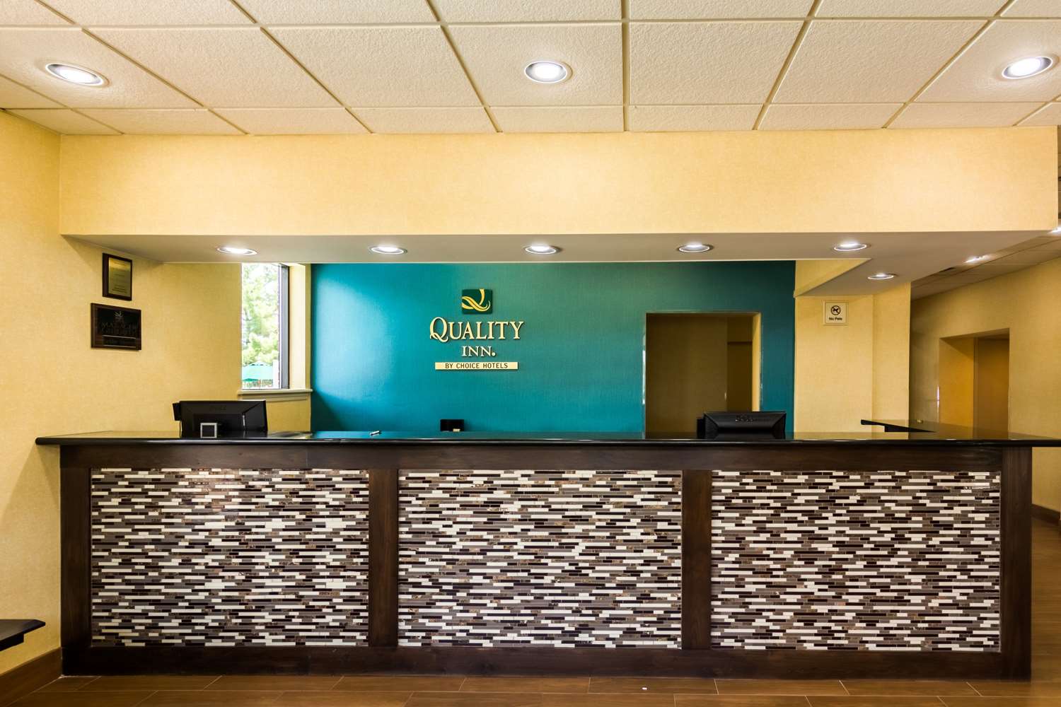 Quality Inn Manassas, VA 12/51
