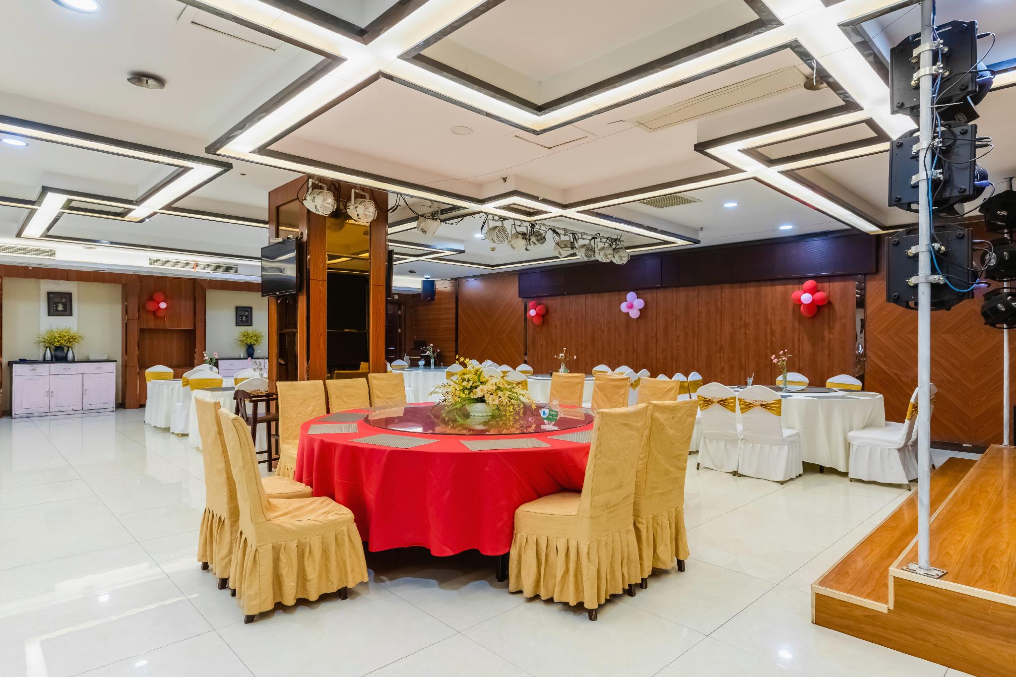 Xiangjiang International Hotel 6/20