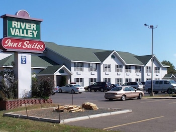 River Valley Inn & Suites 1/37