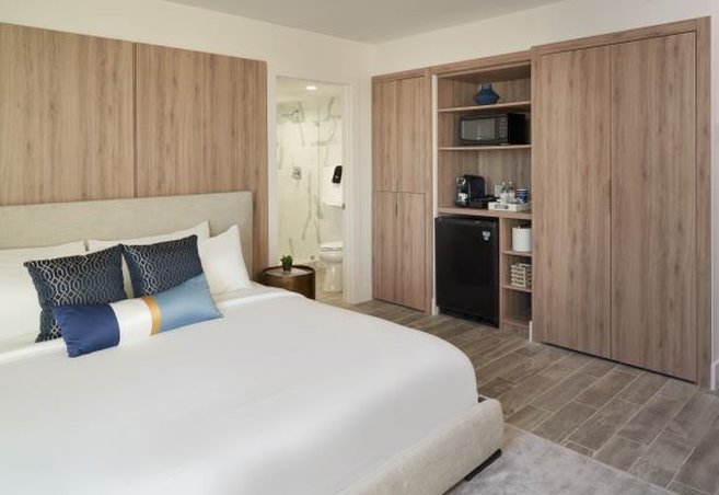 Hillsboro Beach Resort 4/49