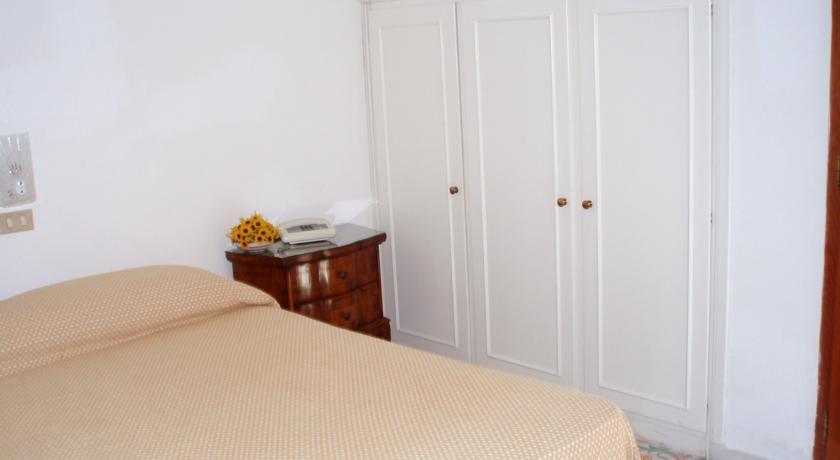 Economy, Double Bed