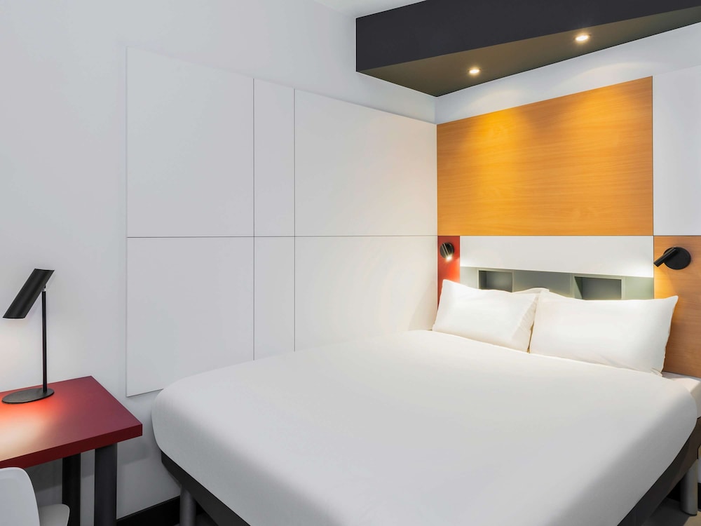 Ibis Budget Brugge Jabbeke 29/68