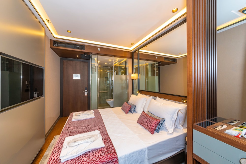 Opale Hotel 9/40