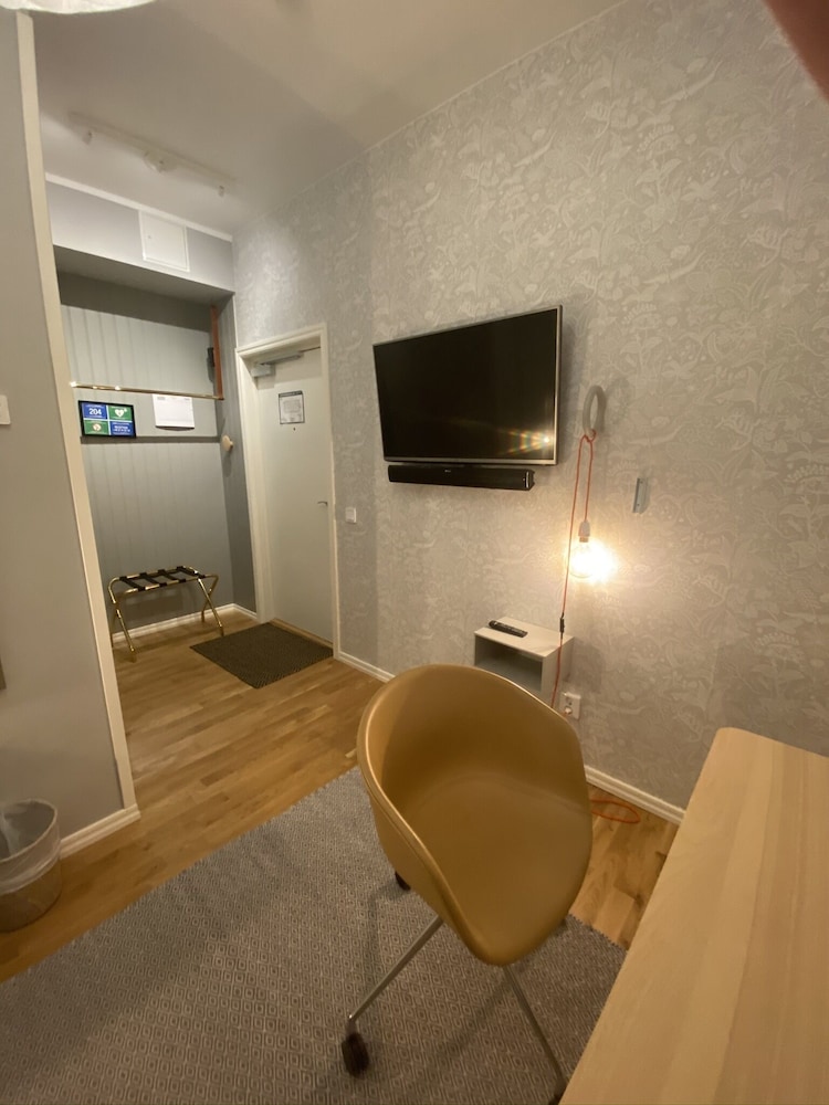Turinge Hotel 15/20