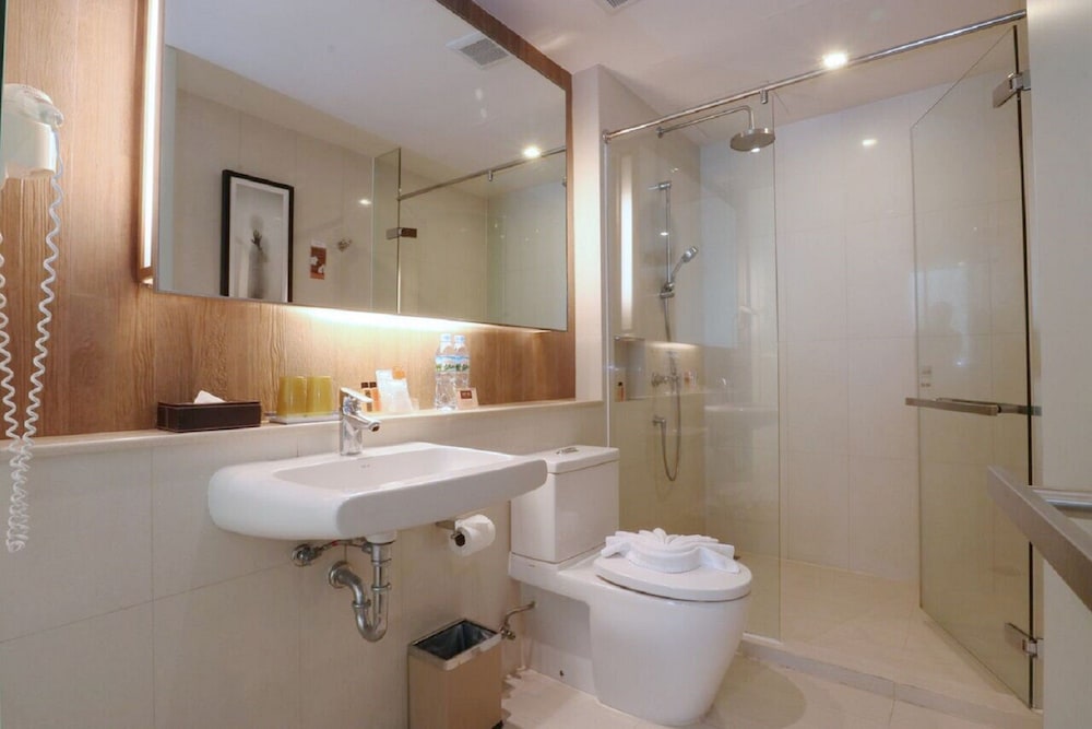 ON8 Hotel Sukhumvit Nana 12/59