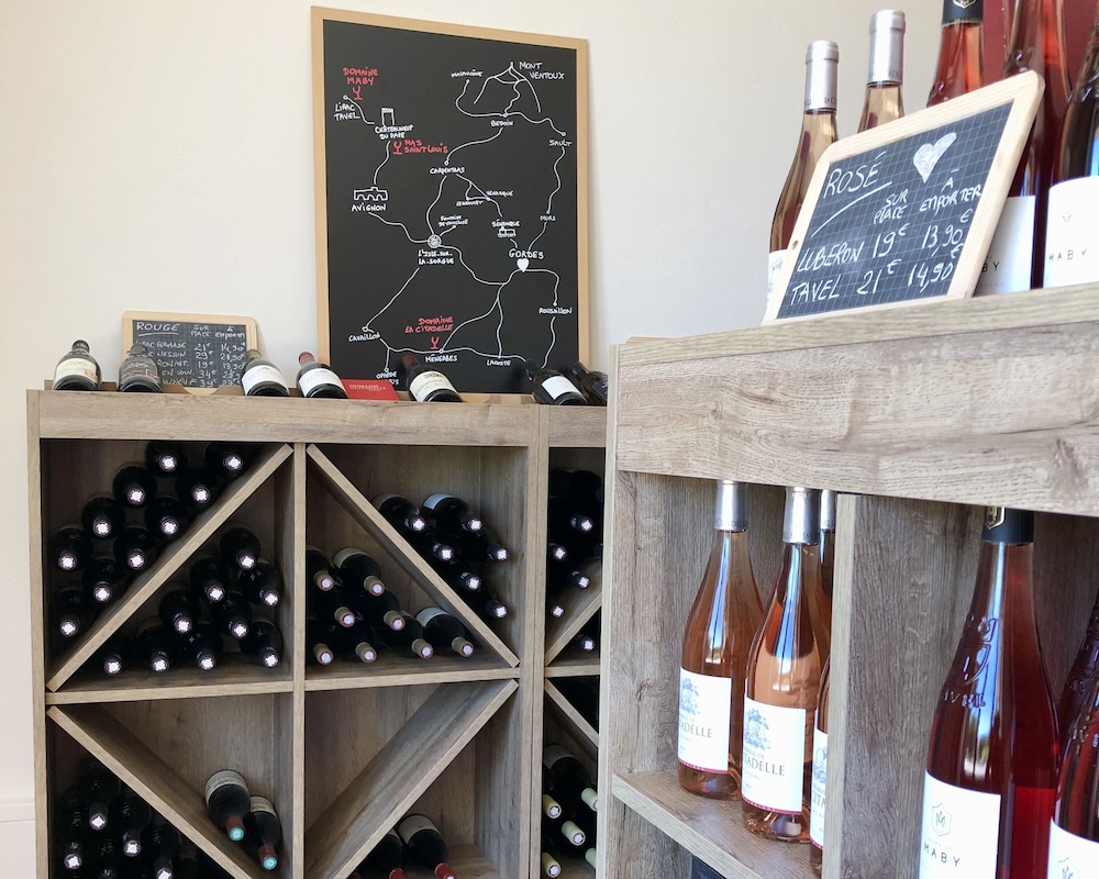 Domaine De L'enclos 2/50
