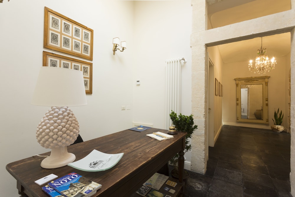 San Carlo Suites 34/50