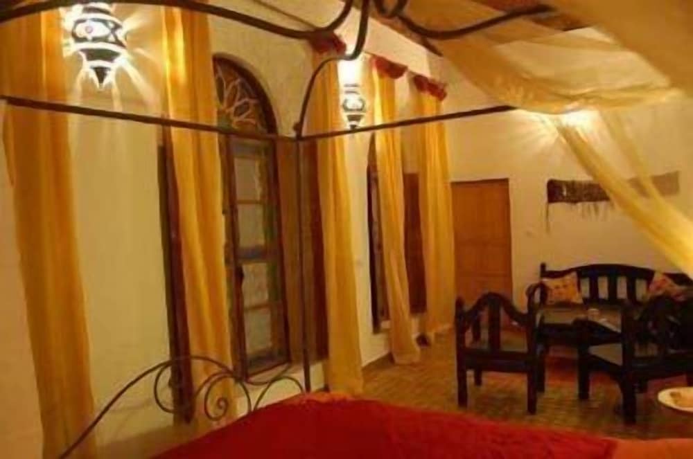 Riad Attarine 33/44