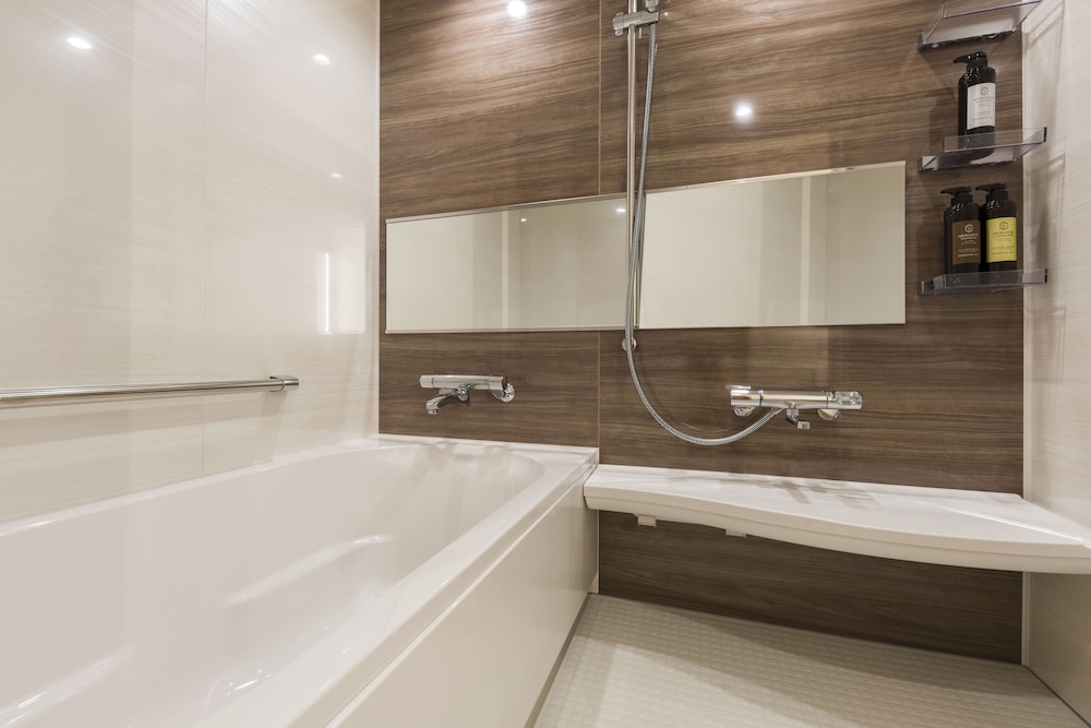 IAM HOTEL 44/48