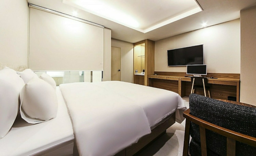 Time Square Hotel 12/25