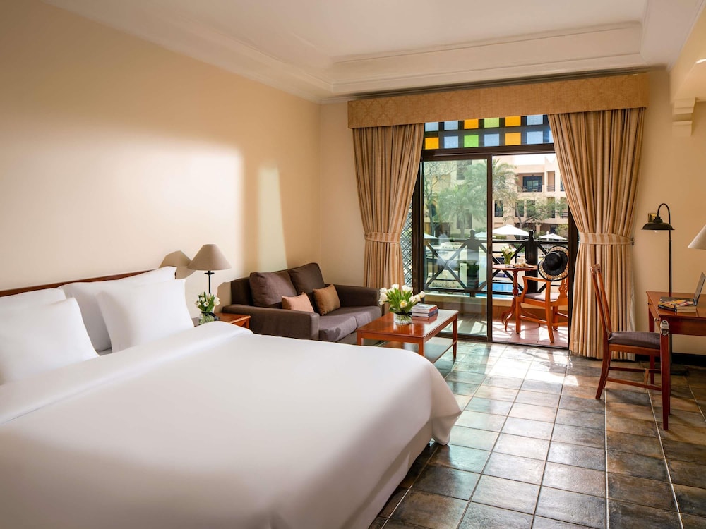 Novotel Al Dana Resort 22/75