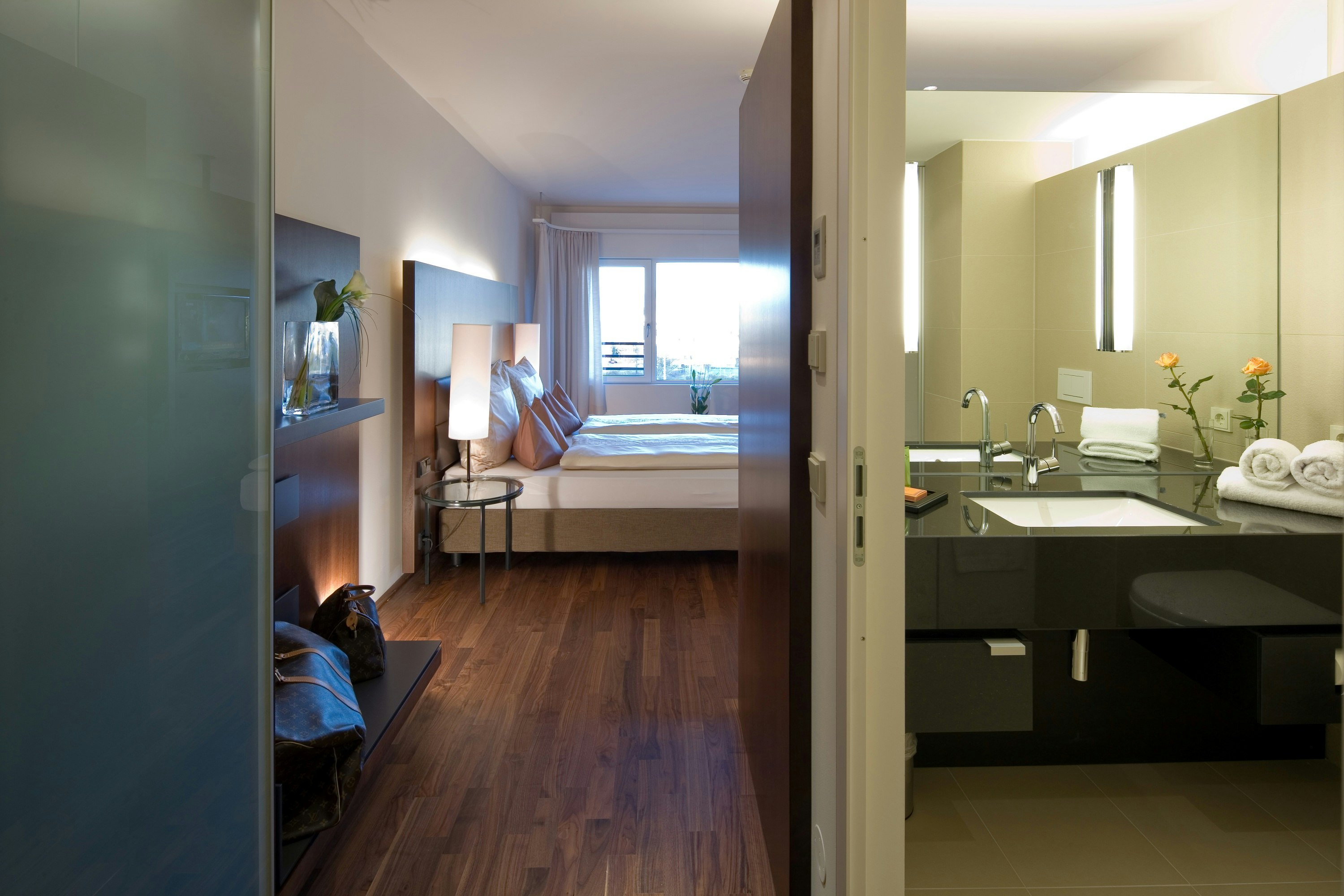 Penz Hotel West 38/38