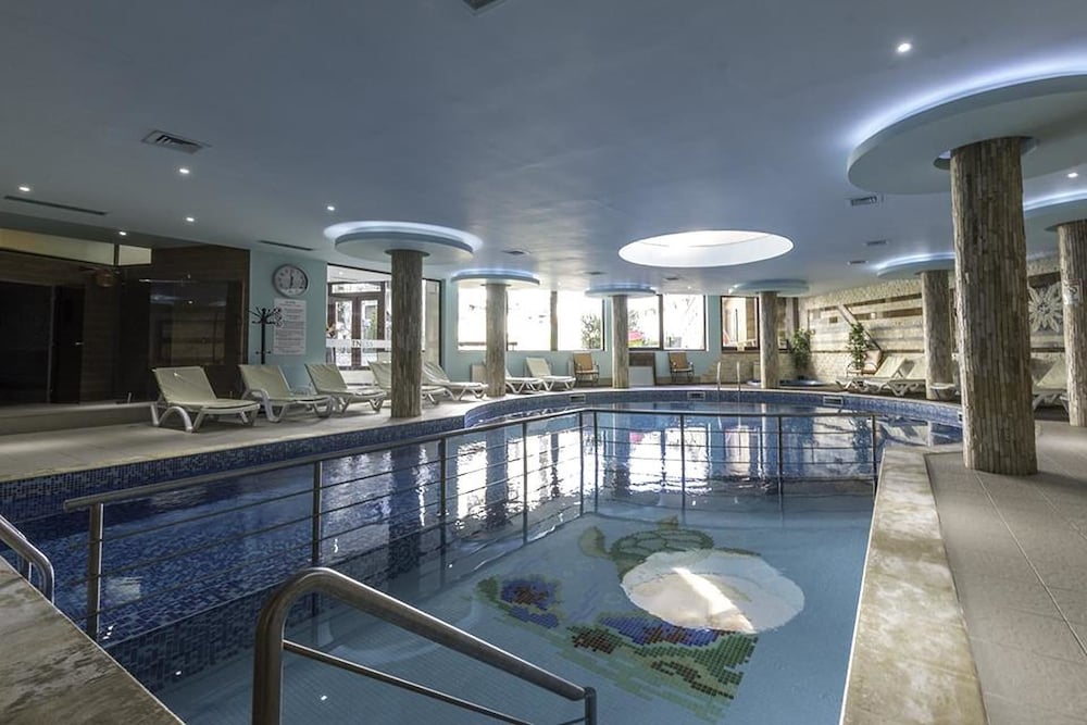 HOTEL COMPLEX ZARA RESORT & SPA 34/54