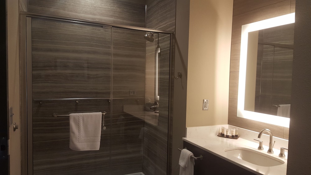 River Bend Casino & Hotel 43/45