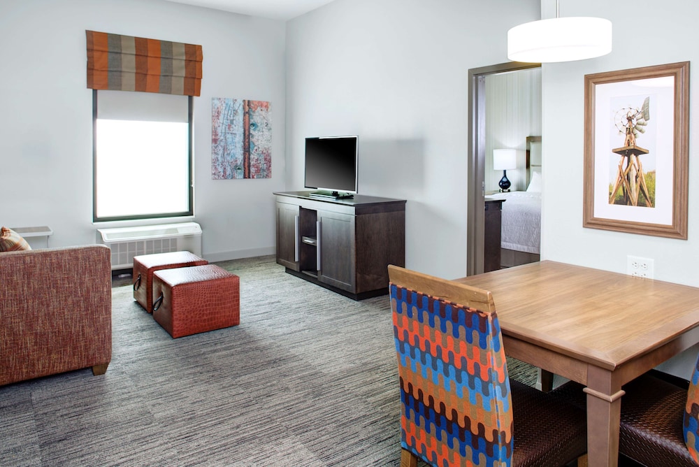 Hampton Inn Suites Pittsburg Ks 33/43