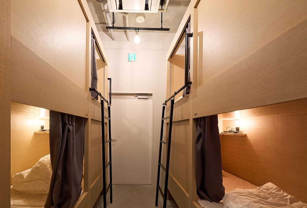 Hotel Plus Hostel Tokyo Asakusa 1 11/24