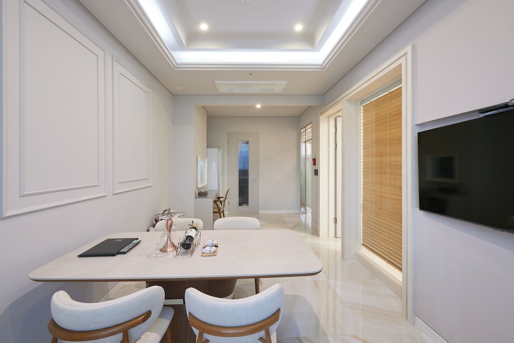 Dubai Hotel Gwangju 35/44