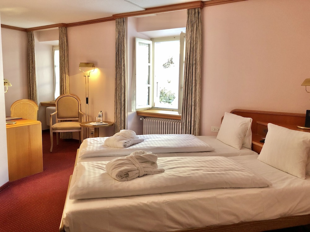 Thermal Hotels And Walliser Alpentherme Leukerbad 13/77
