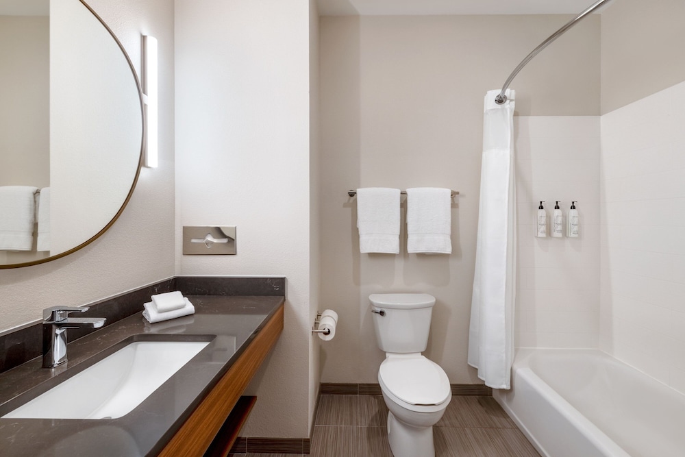 Fairfield by Marriott Inn & Suites Fort Walton Beach Hurlburt Area 48/48