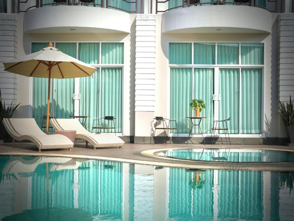 A Te Chumphon Hotel 40/70