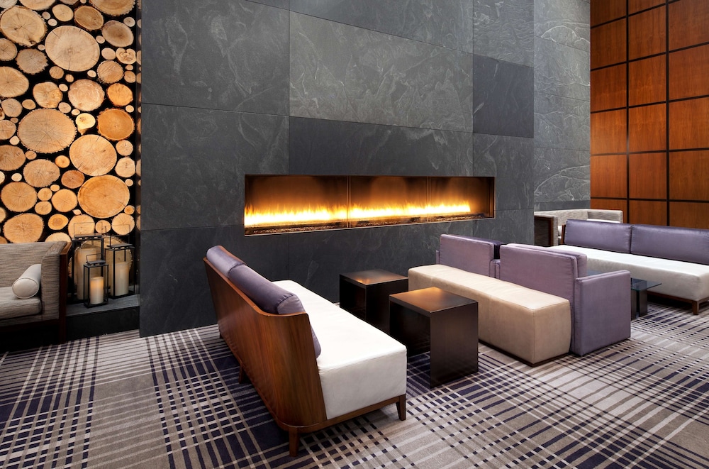 Hyatt Regency 31/59