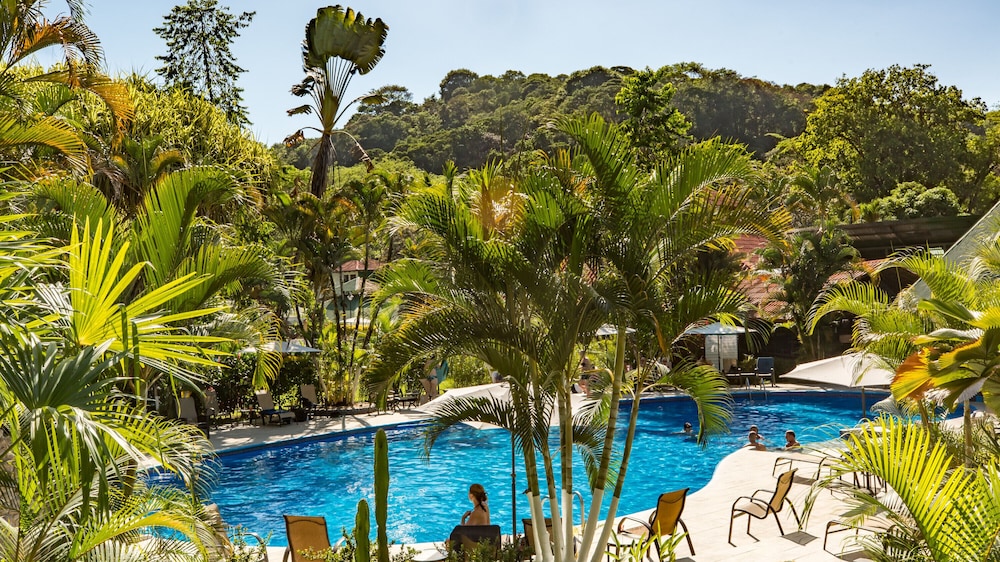 Hotel Villas Rio Mar 6/75
