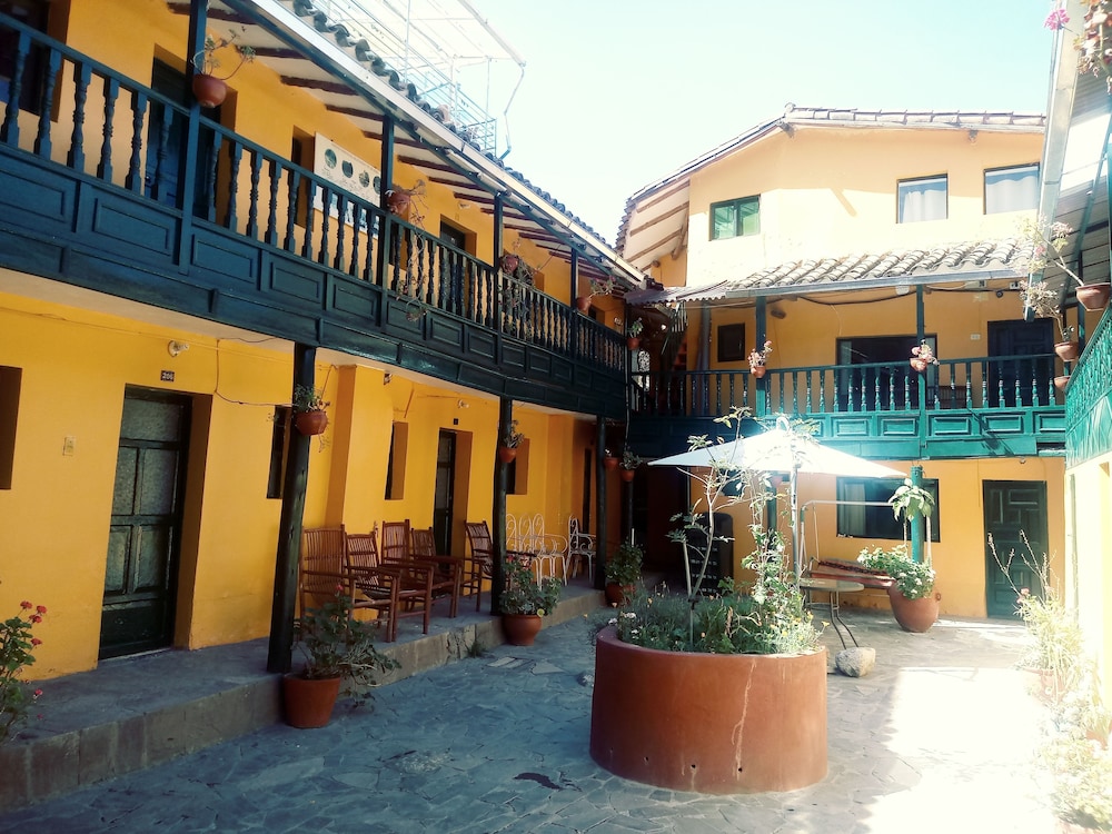 Sanblas Backpacker Hostel 8/68