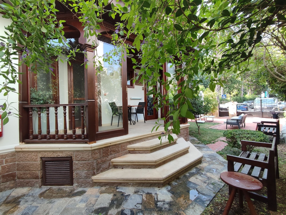 Iskelem Hotel 10/50