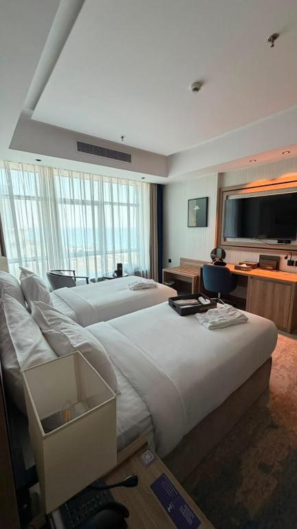 Sea Tower Hotel 12/22
