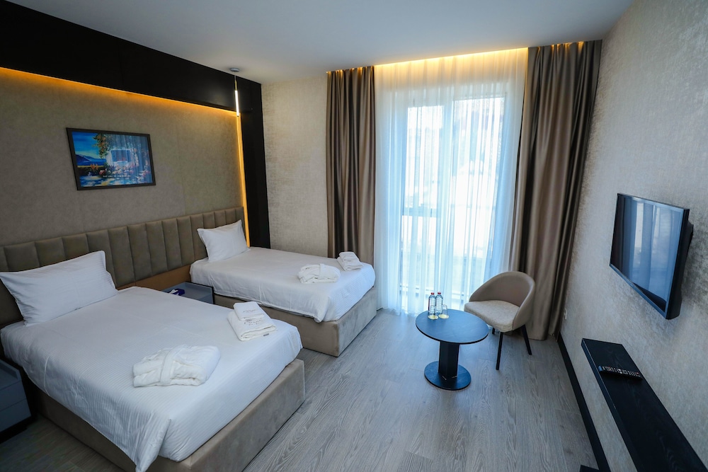 STANDARD, TWIN BEDS