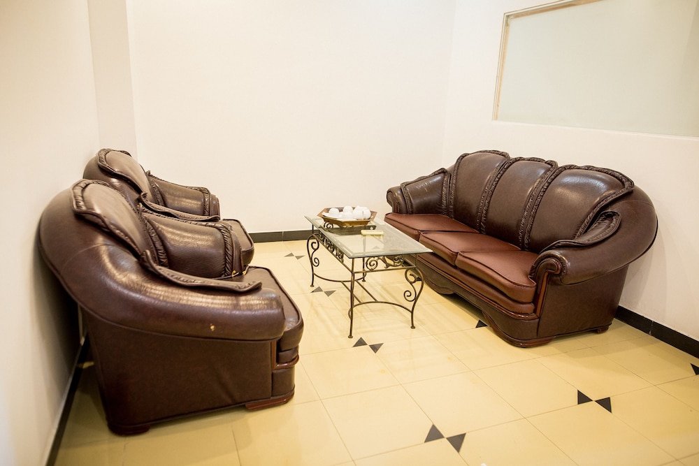 Xuan Hung Hotel 38/55