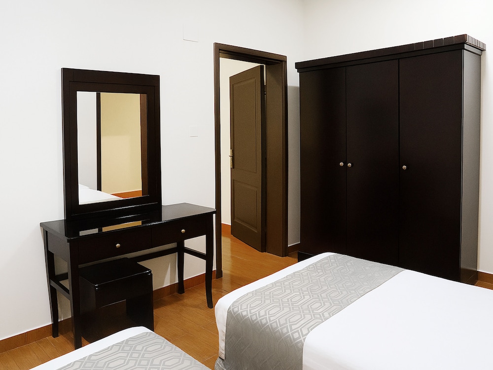 Al-Mawasem Al-Arbaa Serviced apartments 72/94