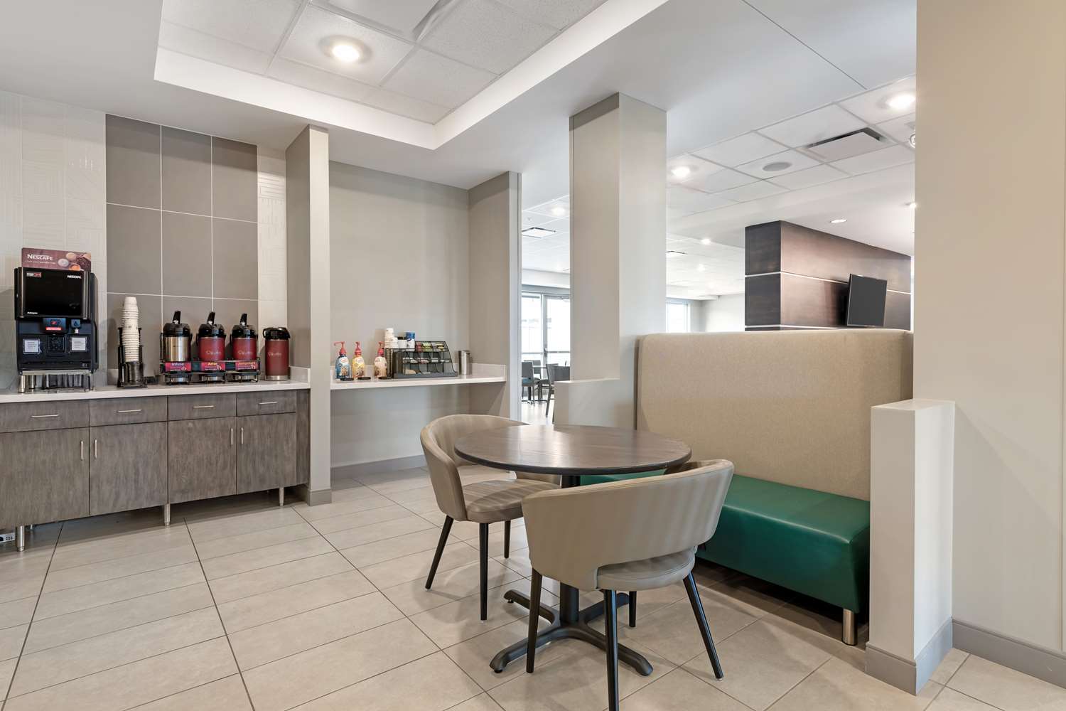 Best Western Plus Grand Rapids MN 13/19