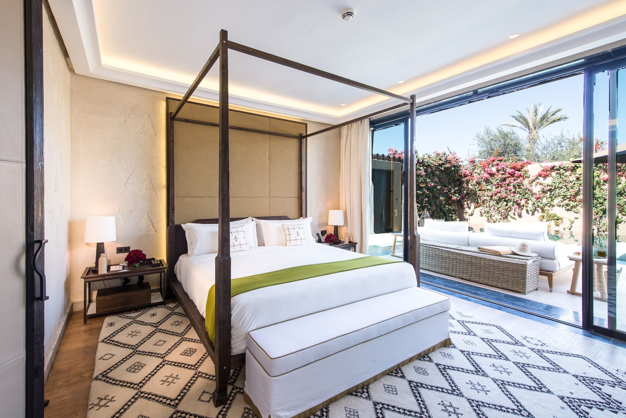 2 Bedrooms, Spa, Villa, King and Twin Beds