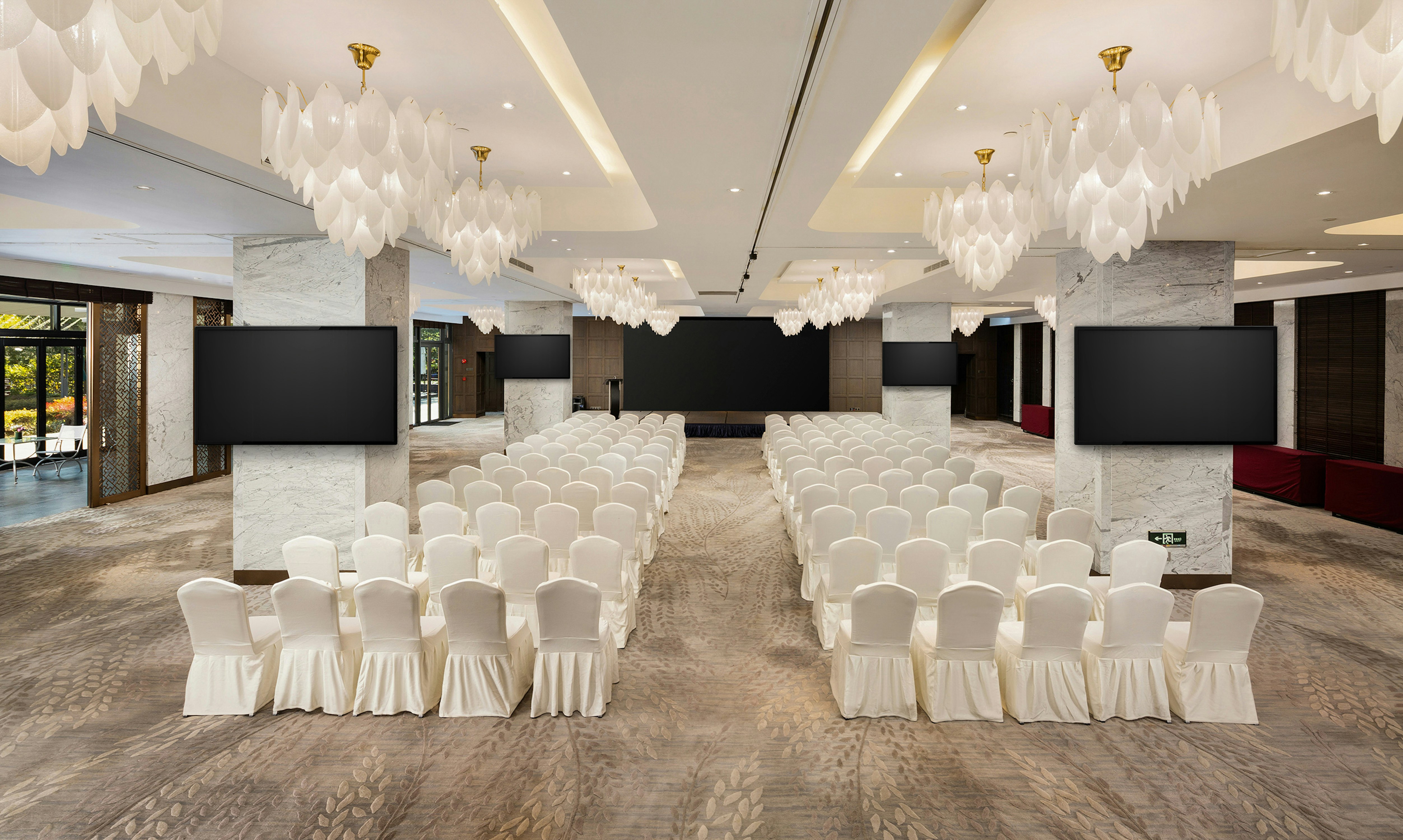 DoubleTree by Hilton Shanghai Hongqiao 13/17