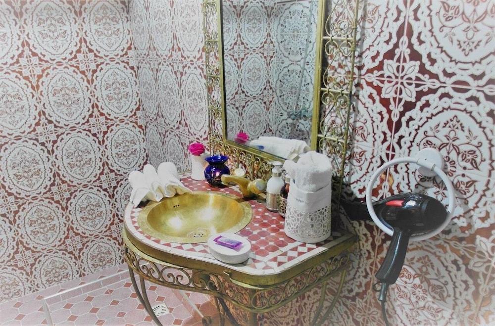 Riad Chennaoui 18/38