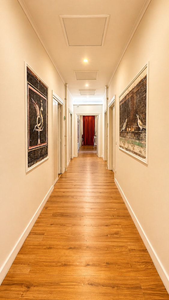 Roma In Una Stanza 58/73