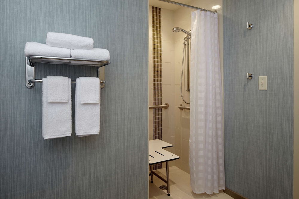 Hyatt Place Madison Verona 54/54