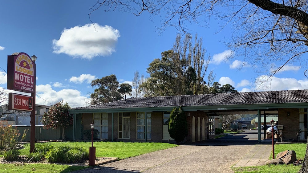 Eureka Lodge Motel 35/50