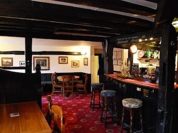 The Plume of Feathers - Inn 28/33