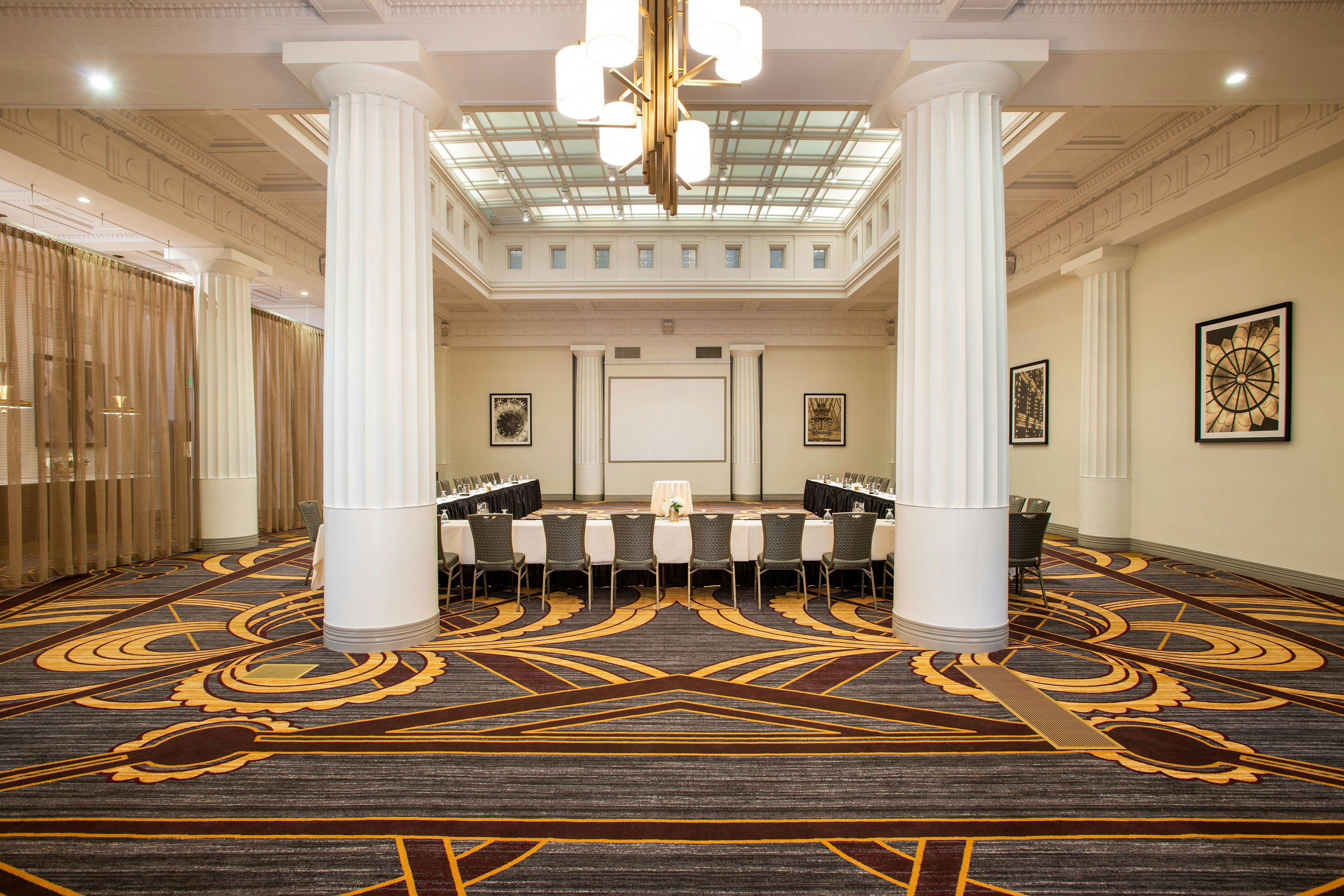 Magnolia Hotel Denver, a Tribute Portfolio Hotel 12/34