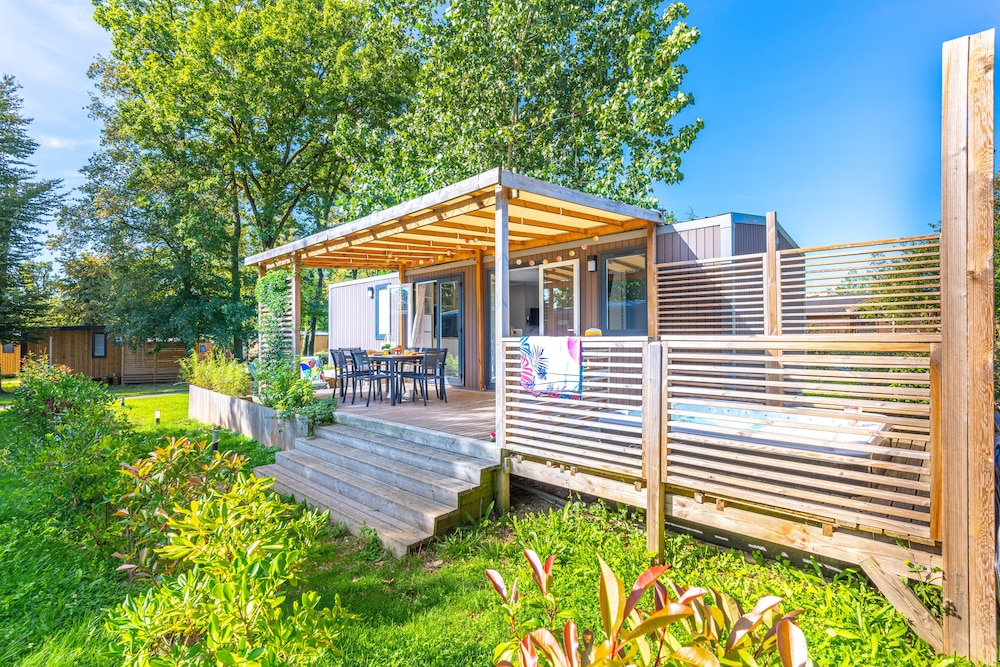 Camping Club Le Parc De Paris - Caravan Park 47/50